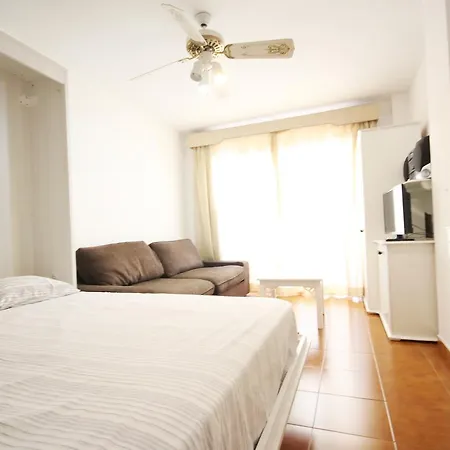 Apartment Studio Garden City Sea View
